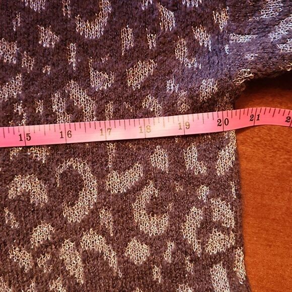 Nine West V-Neck Metallic Tunic Knit Sweater Bundle Medium, Silver & Holiday Red - Picture 5 of 9